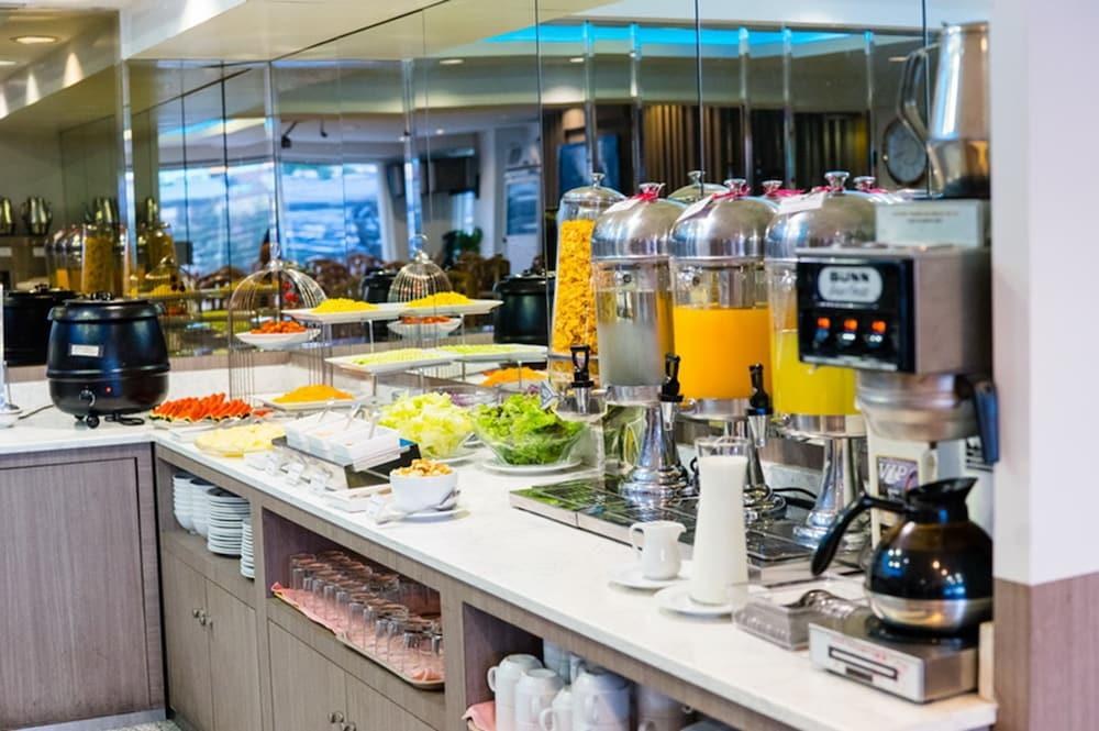 Samran Place Hotel photo 2