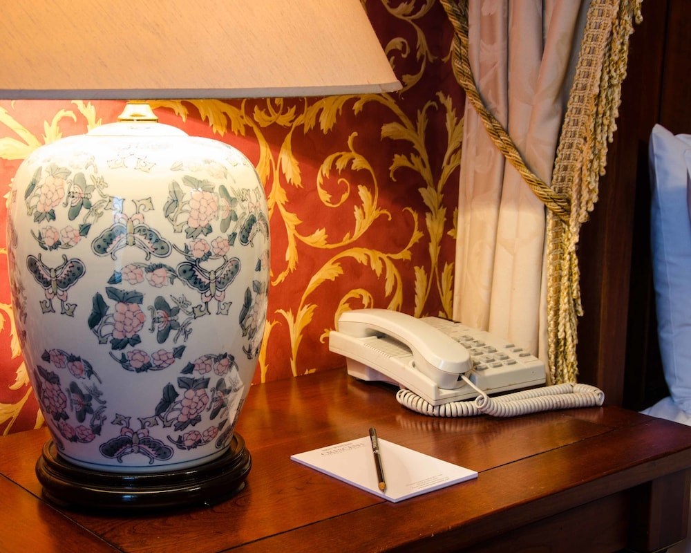 The 1852 - Self Check-in photo 1