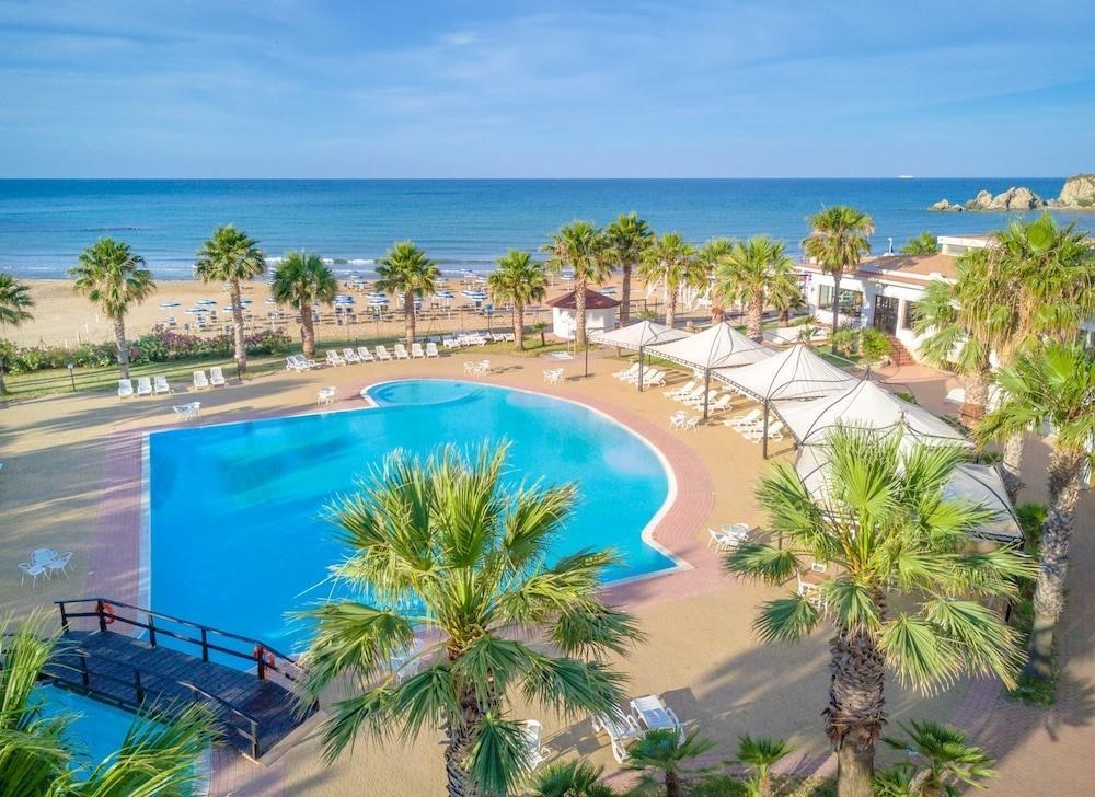 Baia D'Oro Hotel