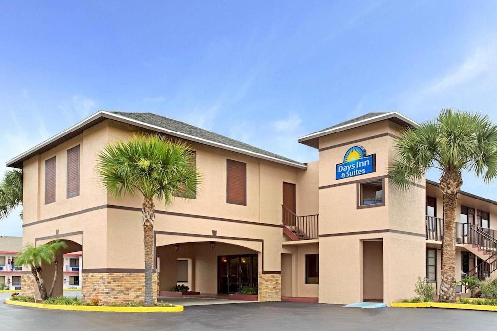 Days Inn by Wyndham Kissimmee West photo 4