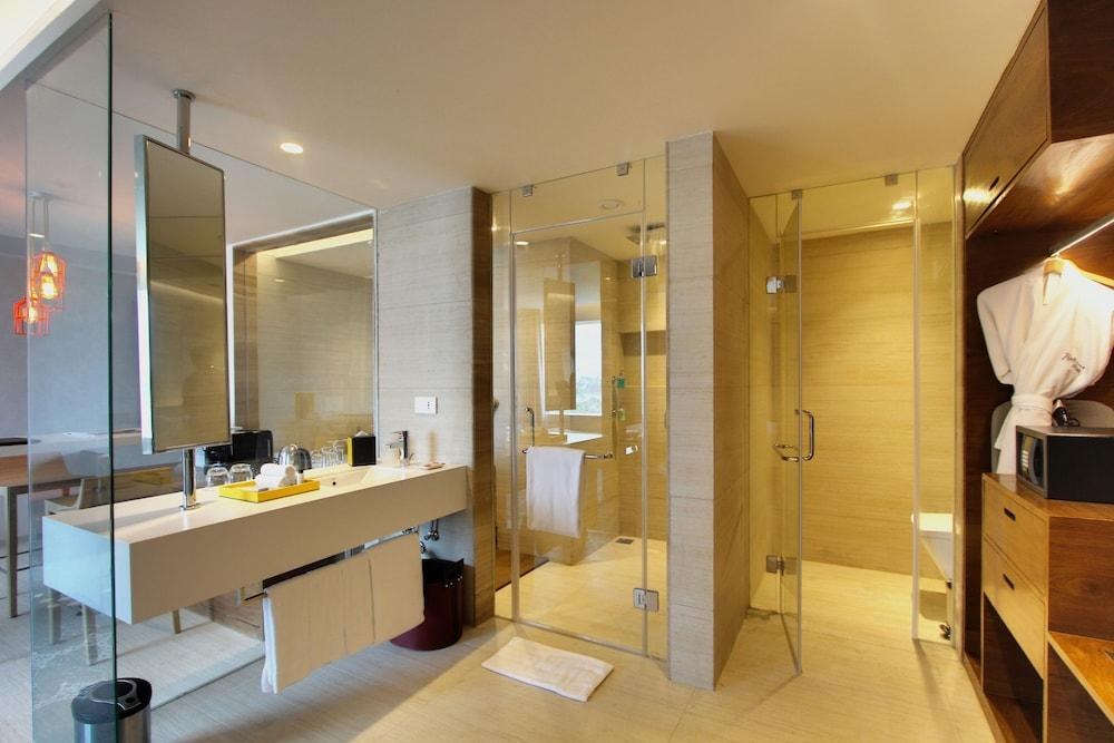 RADISSON BENGALURU CITY CENTER photo 3