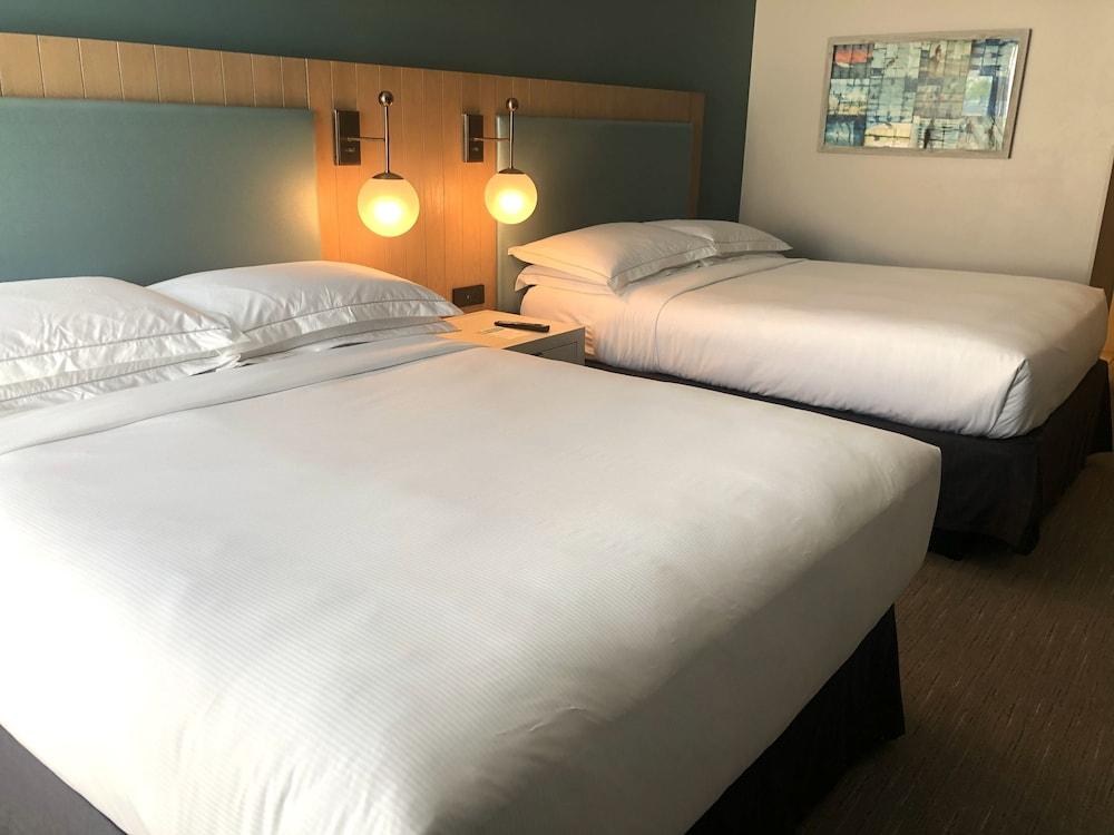 SunCoast Park Hotel Anaheim Resort, Tapestry by Hilton photo 2