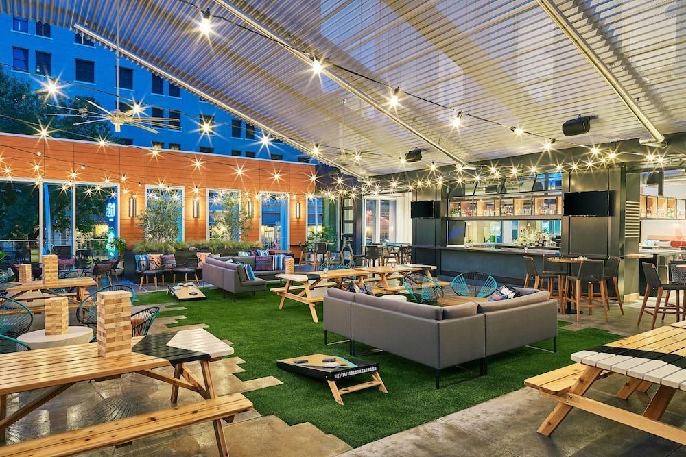 ALOFT AUSTIN DOWNTOWN