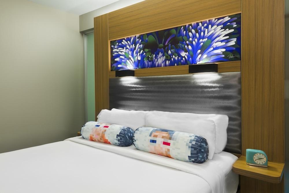 ALOFT TALLAHASSEE DOWNTOWN photo 1