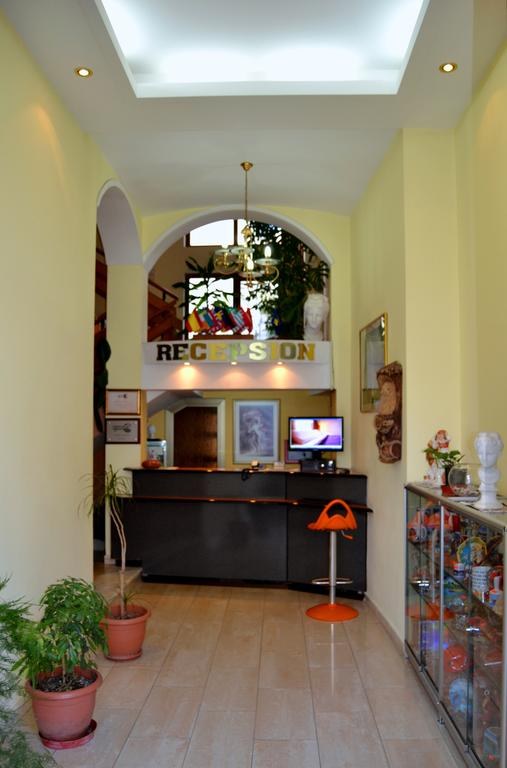 KRUJA HOTEL photo 2