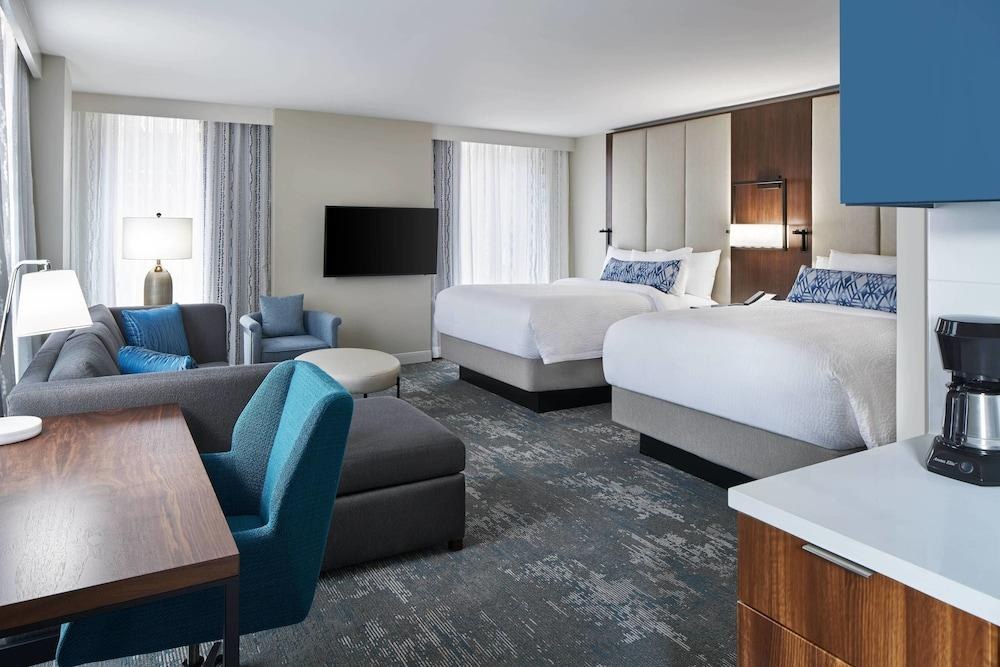 RESIDENCE INN WASHINGTON DOWNTOWN/CONVENTION CENTER photo 2