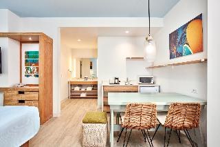 Universal Endless Summer - Dockside Inn and Suites photo 2