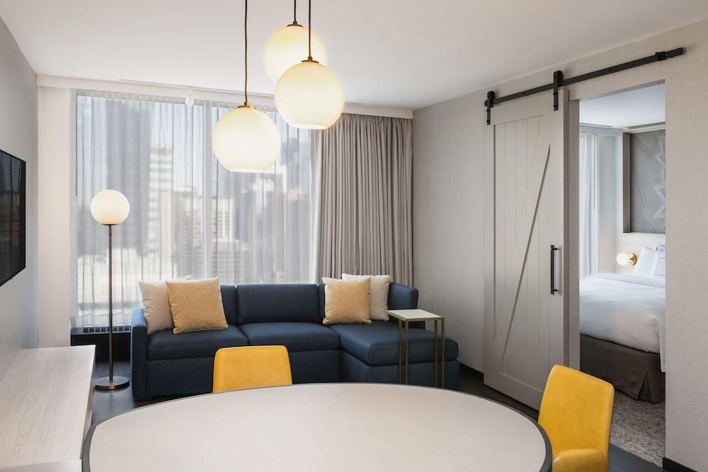 RESIDENCE INN CALGARY DOWNTOWN/BELTLINE DISTRICT photo 1