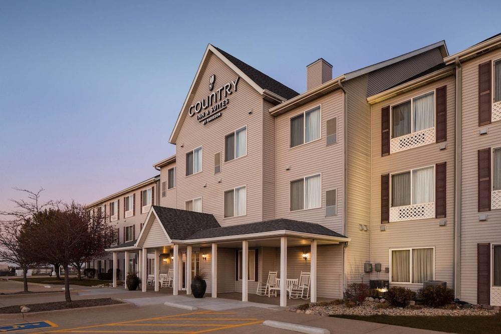 Country Inn Suites Bloomington Normal Airport