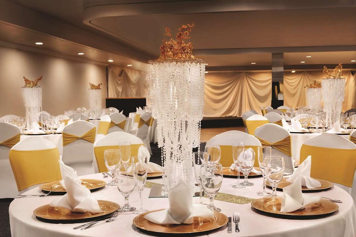 Radisson Hotel Charlotte Airport photo 2