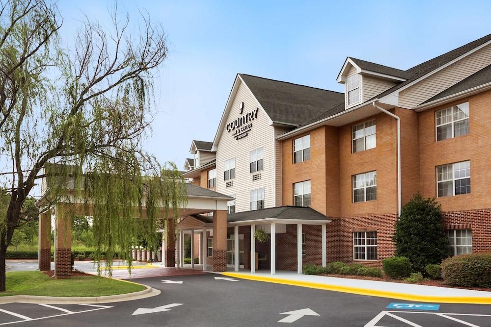 Country Inn Suites Charlotte University Plc