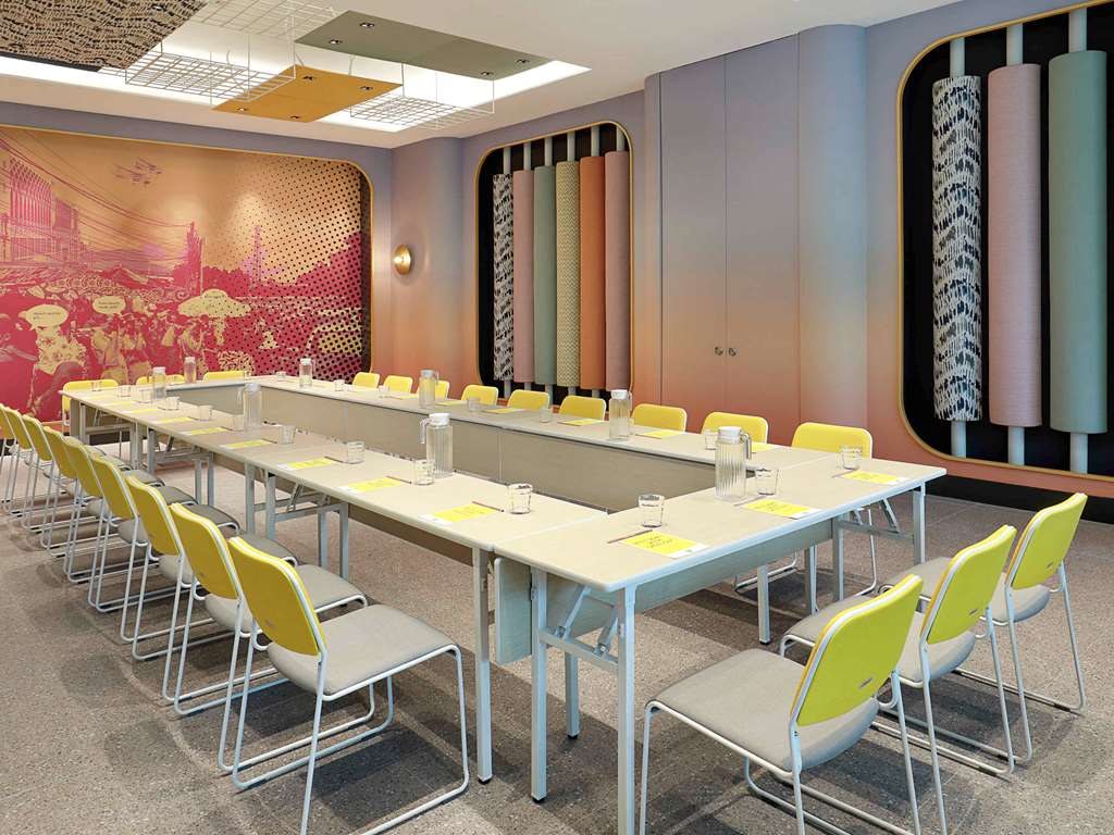 Ibis Styles Jakarta Tanah Abang photo 4