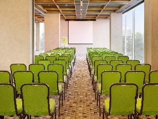 Ibis Styles Jakarta Simatupang photo 4