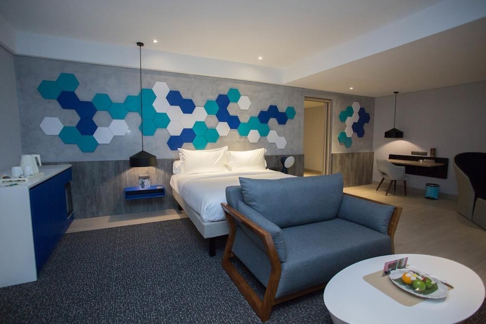 Ibis Styles Batam Nagoya photo 2