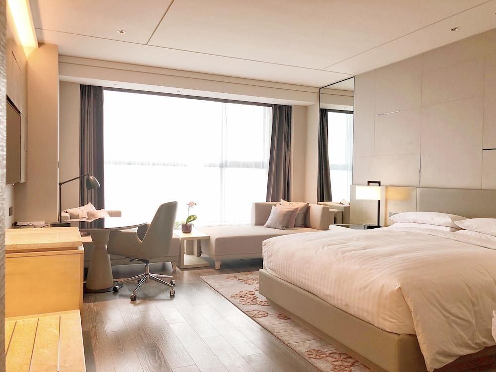 SHANGHAI MARRIOTT HOTEL KANGQIAO photo 1