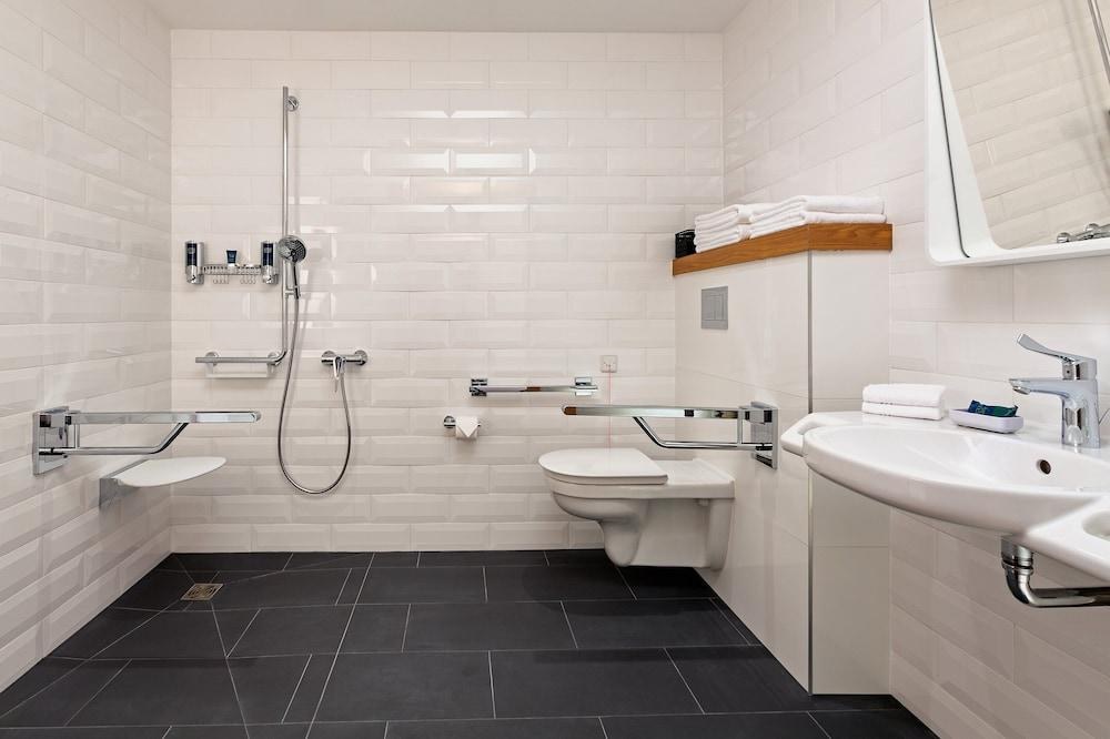 FOUR POINTS BY SHERATON WARSAW MOKOTOW photo 3