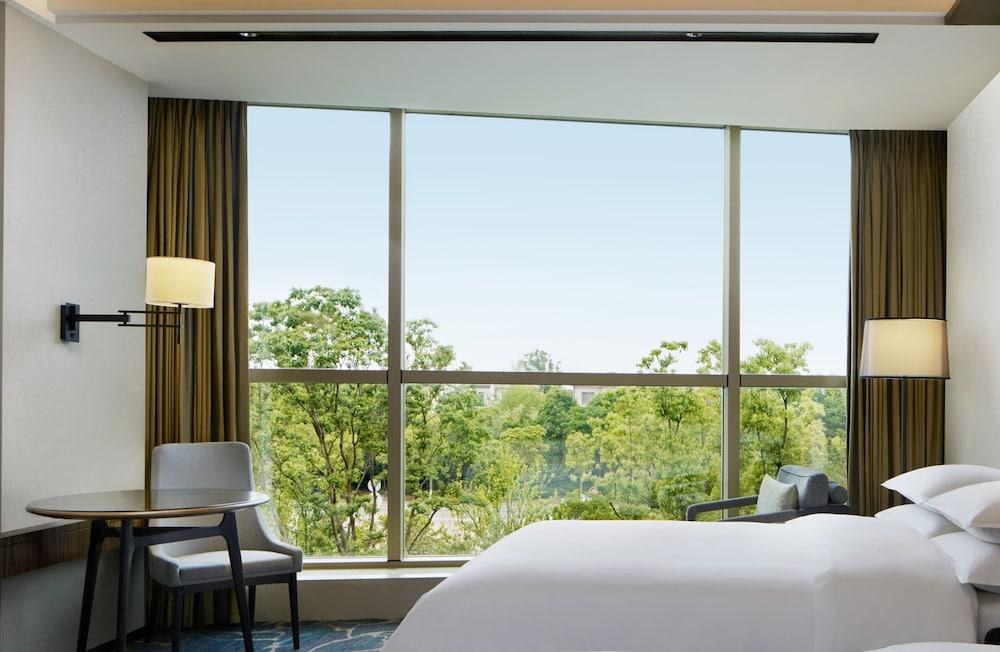 SHERATON SHANGHAI CHONGMING HOTEL photo 2