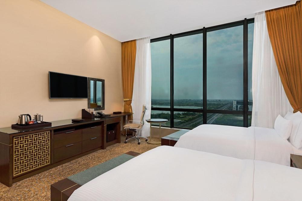 THE WESTIN KOLKATA RAJARHAT photo 2