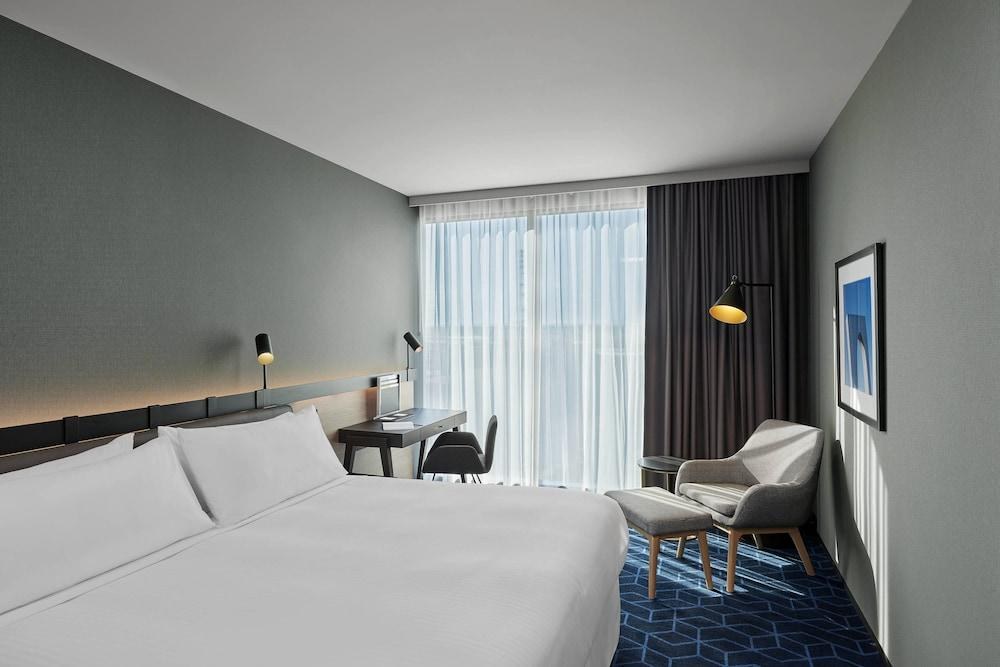 FOUR POINTS BY SHERATON MELBOURNE DOCKLANDS photo 1