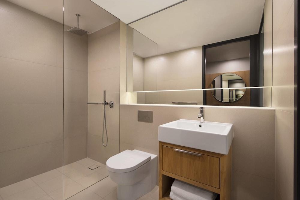 FOUR POINTS BY SHERATON SYDNEY, CENTRAL PARK photo 3