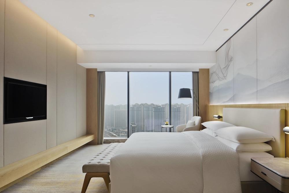 FOUR POINTS BY SHERATON CHANGSHA, MEIXI LAKE photo 2