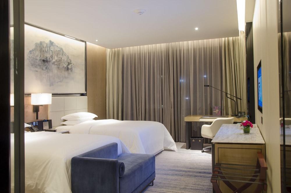 SHERATON ZHUHAI HOTEL photo 2