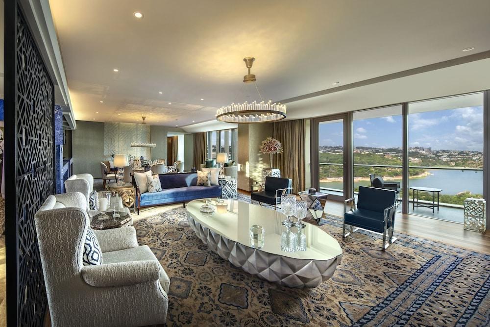 ITC Kohenur, a Luxury Collection Hotel, Hyderabad photo 2