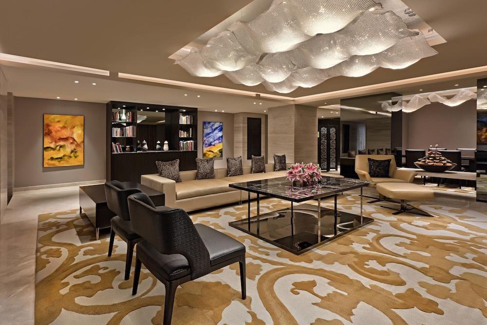 SHERATON GRAND BENGALURU WHITEFIELD HOTEL  CONVENTION CENTER photo 2