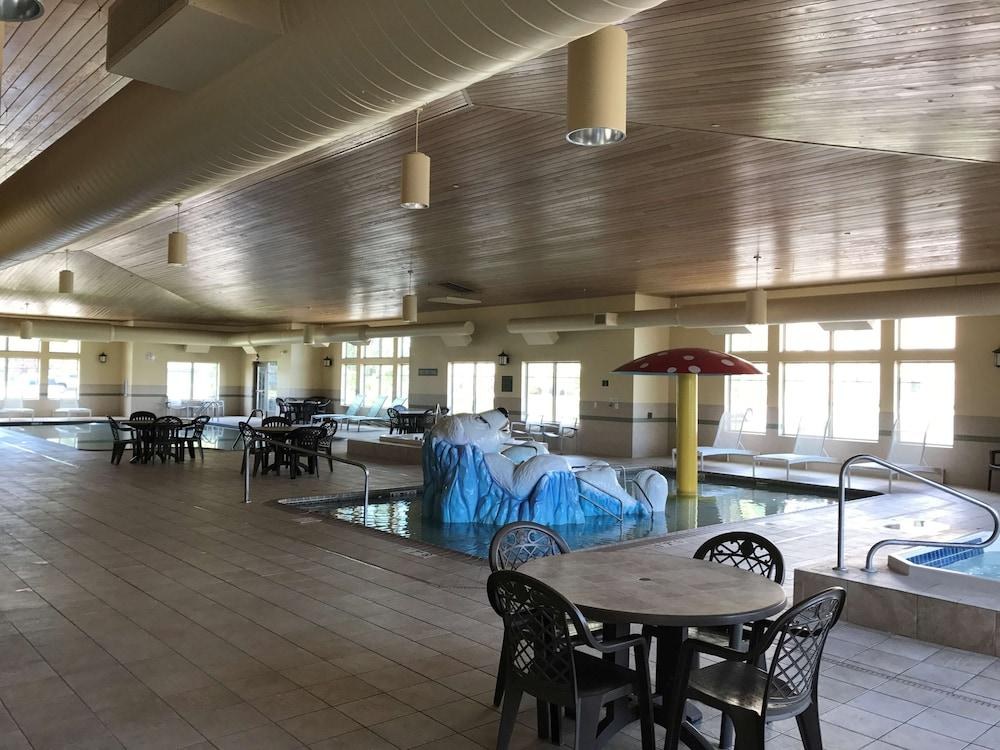 Country Inn Suites By Radisson, Grand Forks, Nd