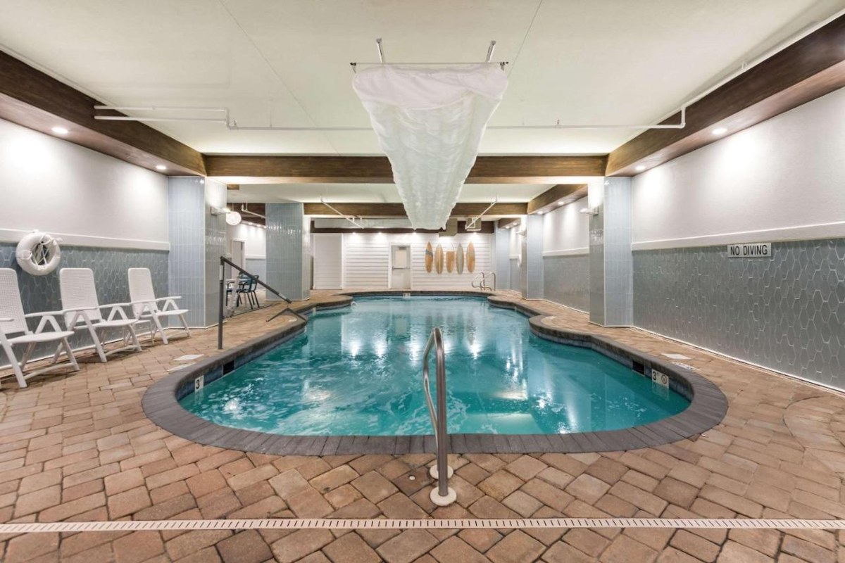 Country Inn Suites By Radisson, Virginia Beach photo 2
