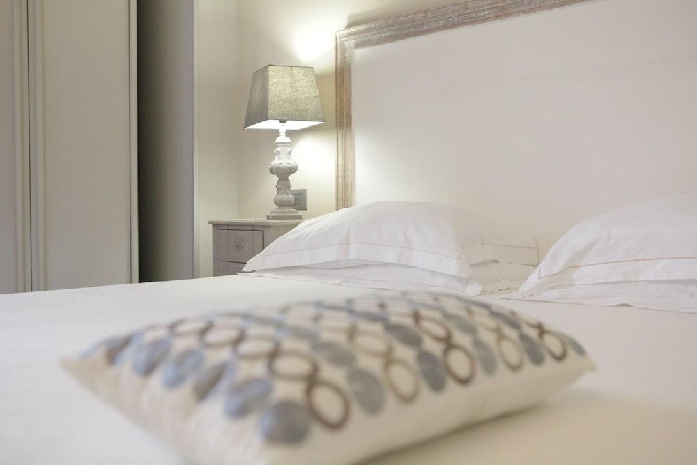 Best Western Maison B Hotel