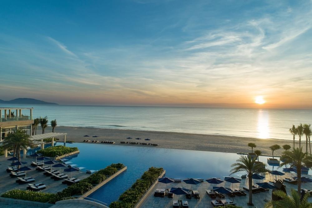 SHERATON GRAND DANANG RESORT