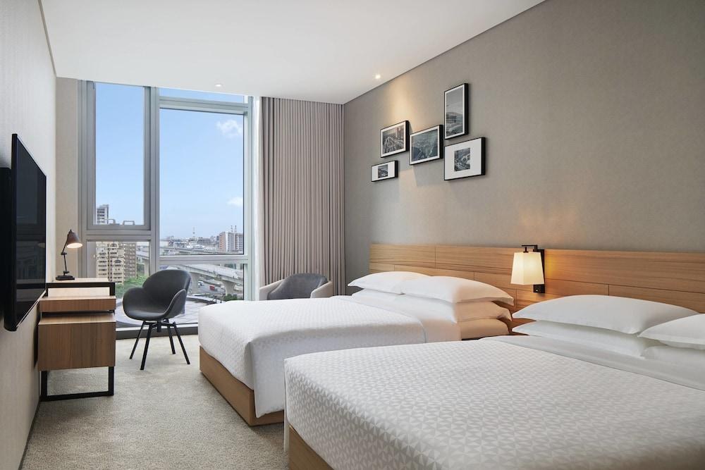 Four Points By Sheraton Linkou photo 1