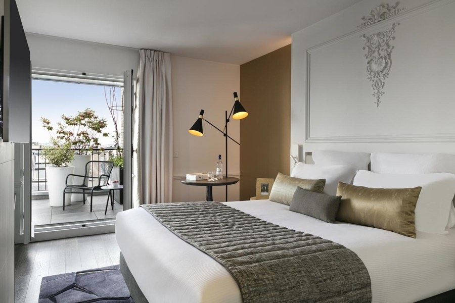 LA CLEF DES CHAMPS ELYSEES PARIS BY THE CREST COLLECTION