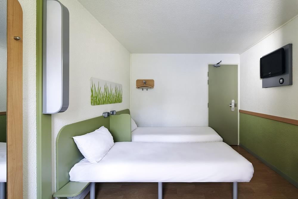 Ibis Budget Blois Centre photo 1