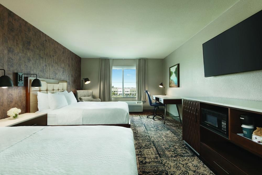 FOUR POINTS BY SHERATON SACRAMENTO INTERNATIONAL AIRPORT photo 1