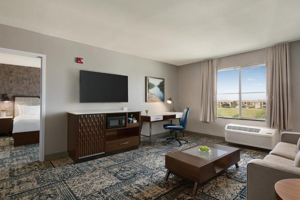 FOUR POINTS BY SHERATON SACRAMENTO INTERNATIONAL AIRPORT photo 2