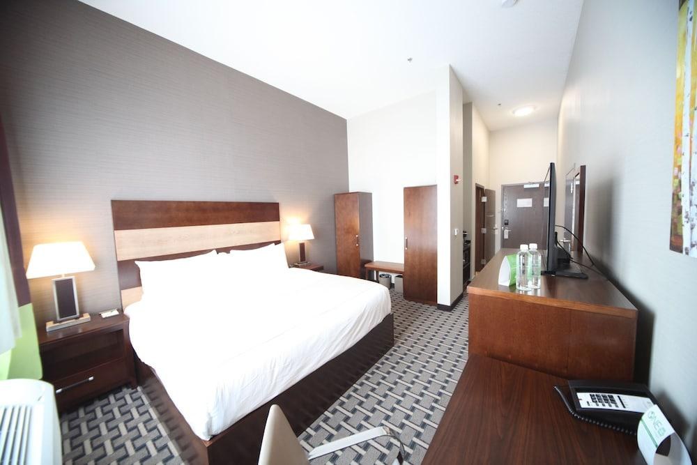 Wyndham Garden Edmonton Airport photo 1