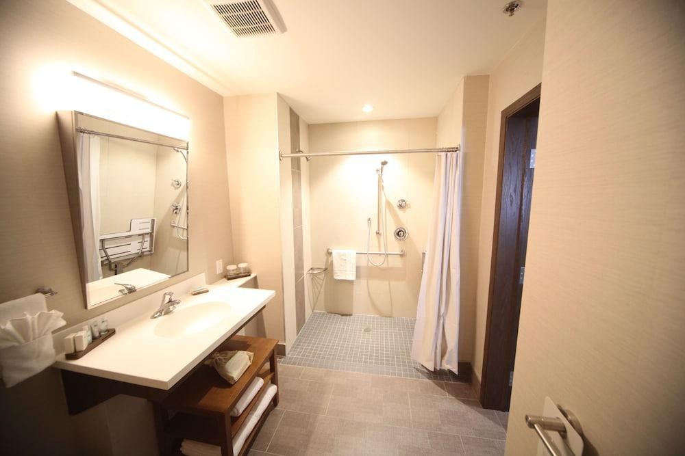Wyndham Garden Edmonton Airport photo 3
