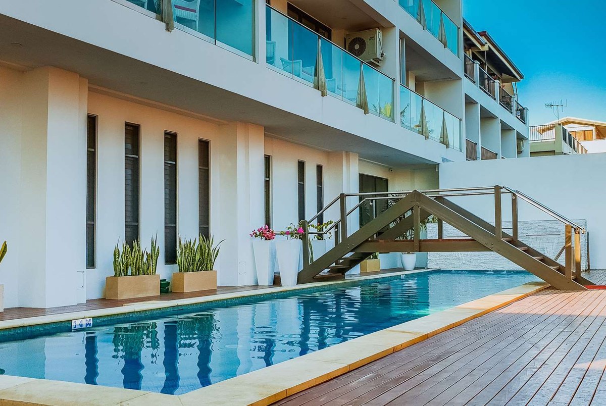 Ramada Suites by Wyndham Wailoaloa Beach Fiji photo 4