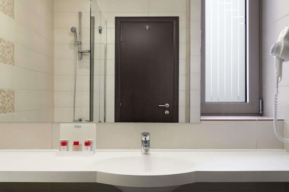 Ramada by Wyndham Cluj photo 3