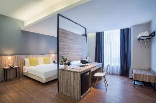 Days Hotel and Suites by Wyndham Fraser Business Park KL photo 1