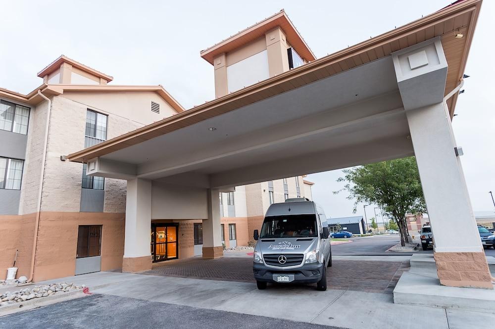 AmericInn by Wyndham Denver Airport
