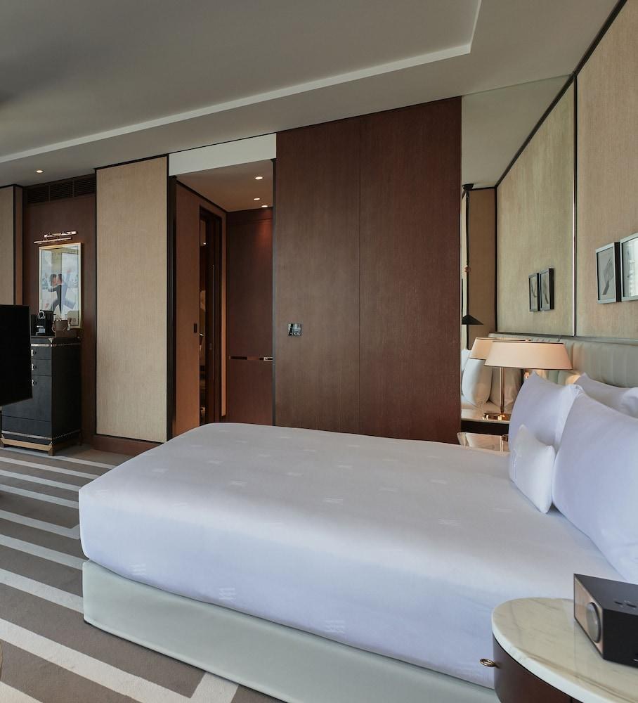 Waldorf Astoria Dubai International Financial Centre photo 2