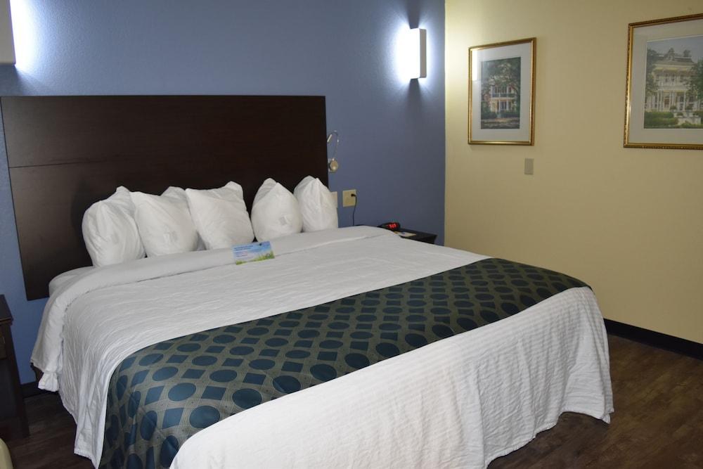 Days Inn by Wyndham New Orleans Pontchartrain photo 3