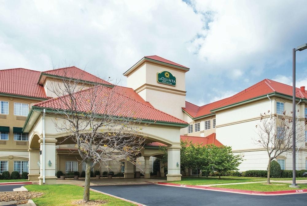 La Quinta Inn & Suites by Wyndham Bentonville
