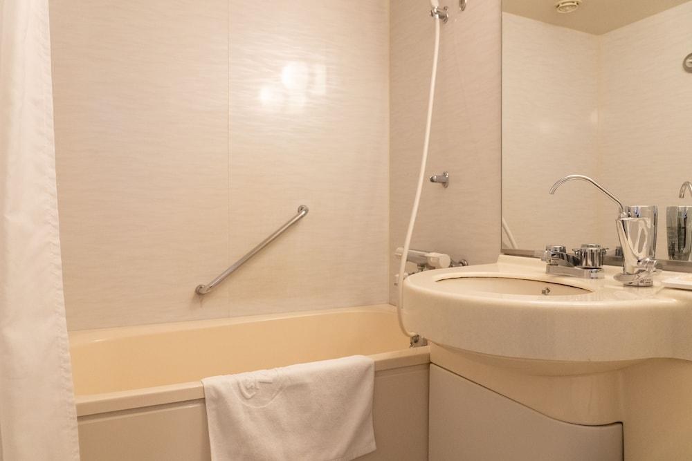 PEARL HOTEL YAESU photo 3