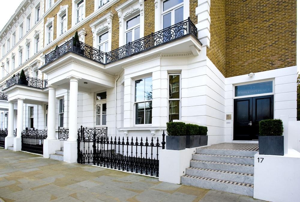 TEMPLETON PLACE APARTHOTEL