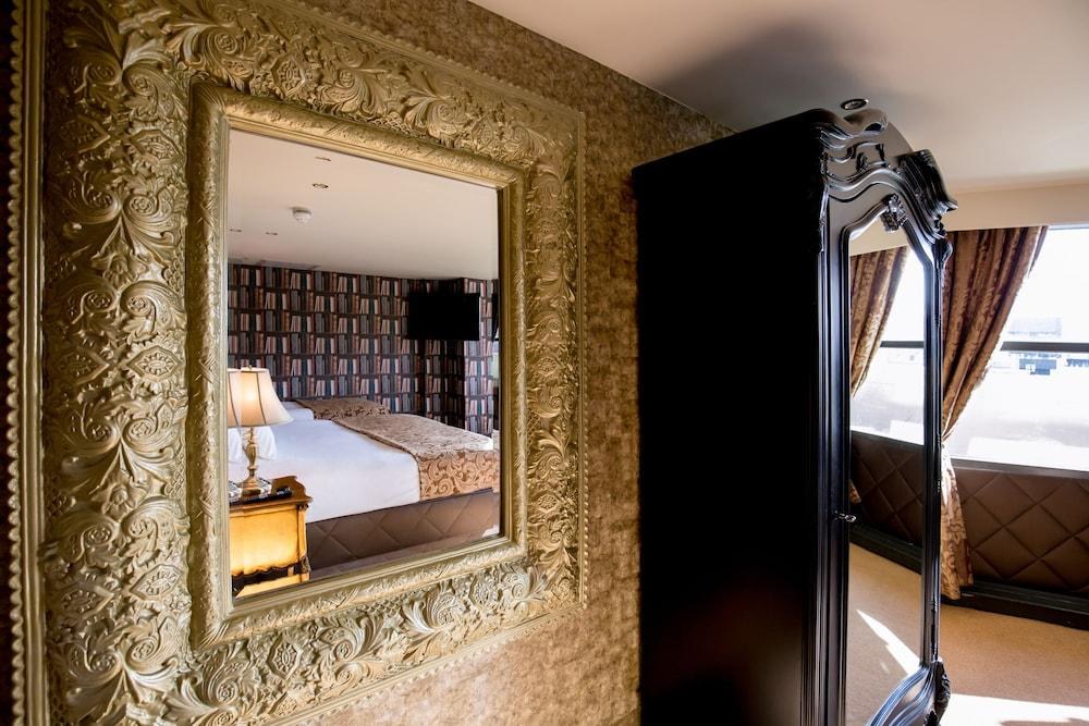 SHANKLY HOTEL photo 1