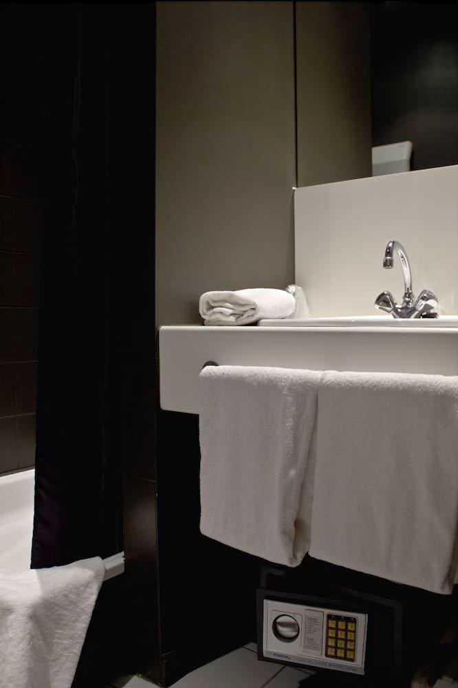 Hotel National photo 3